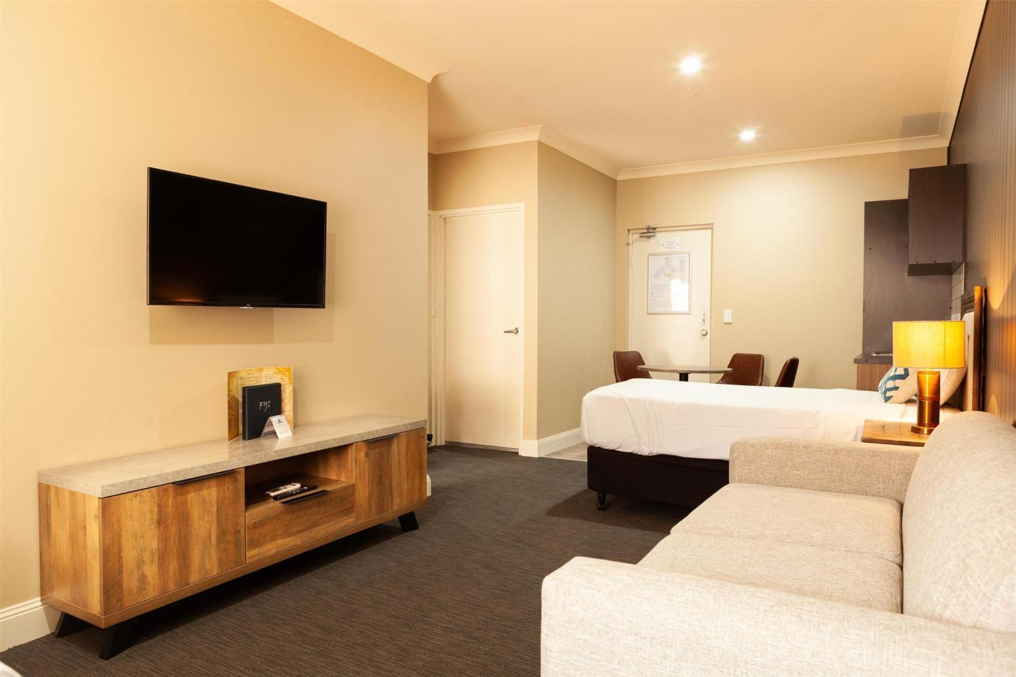 Nightcap at Archer Hotel Nowra Exterior foto