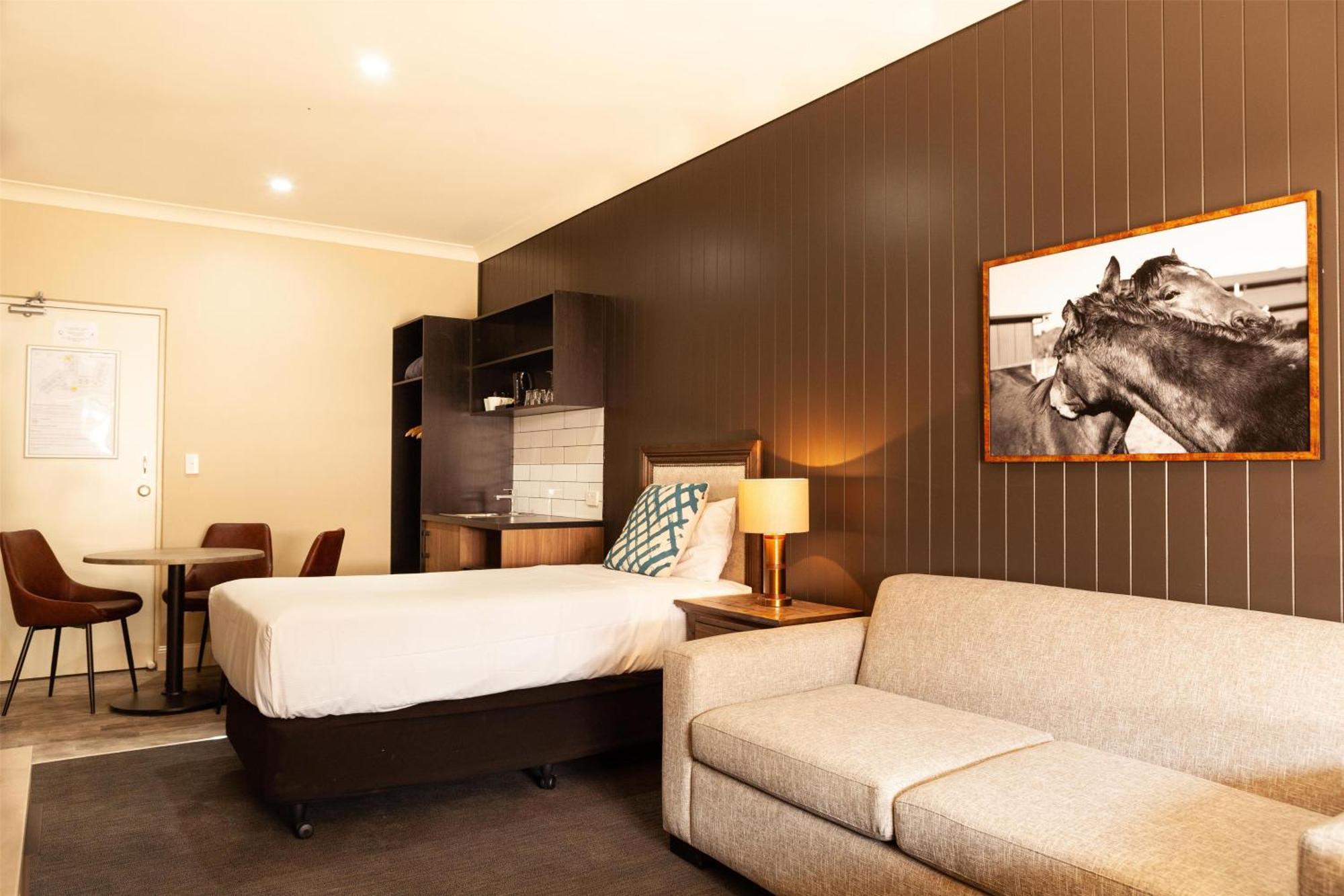 Nightcap at Archer Hotel Nowra Exterior foto